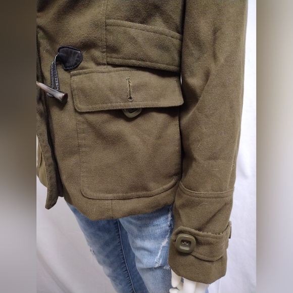 Large Army Green Celebrity Pink Jacket - Picture 10 of 16